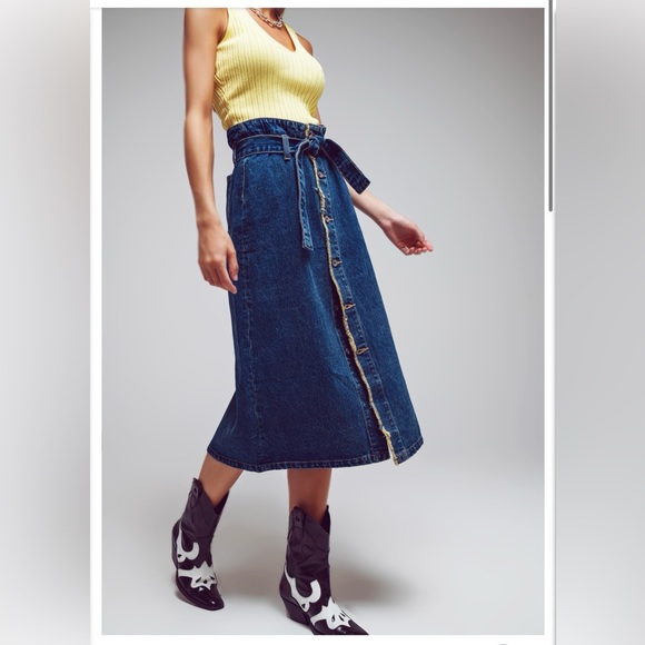 NWOT Q2 Premium Denim BELTED BUTTONED DENIM MAXI SKIRT in Small (4) - Picture 6 of 12